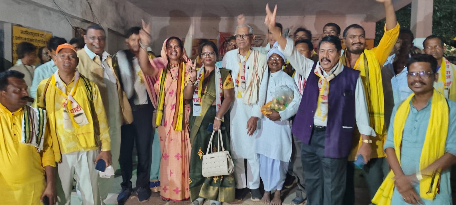 ललिता कंवर ने चिल्हाटी में किया धुंआधार जनसंपर्क व ली सभा,