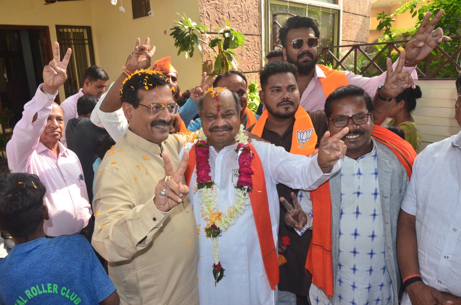 चुनावी माहौल को भाजपा के पक्ष में, पुरंदर मिश्रा 