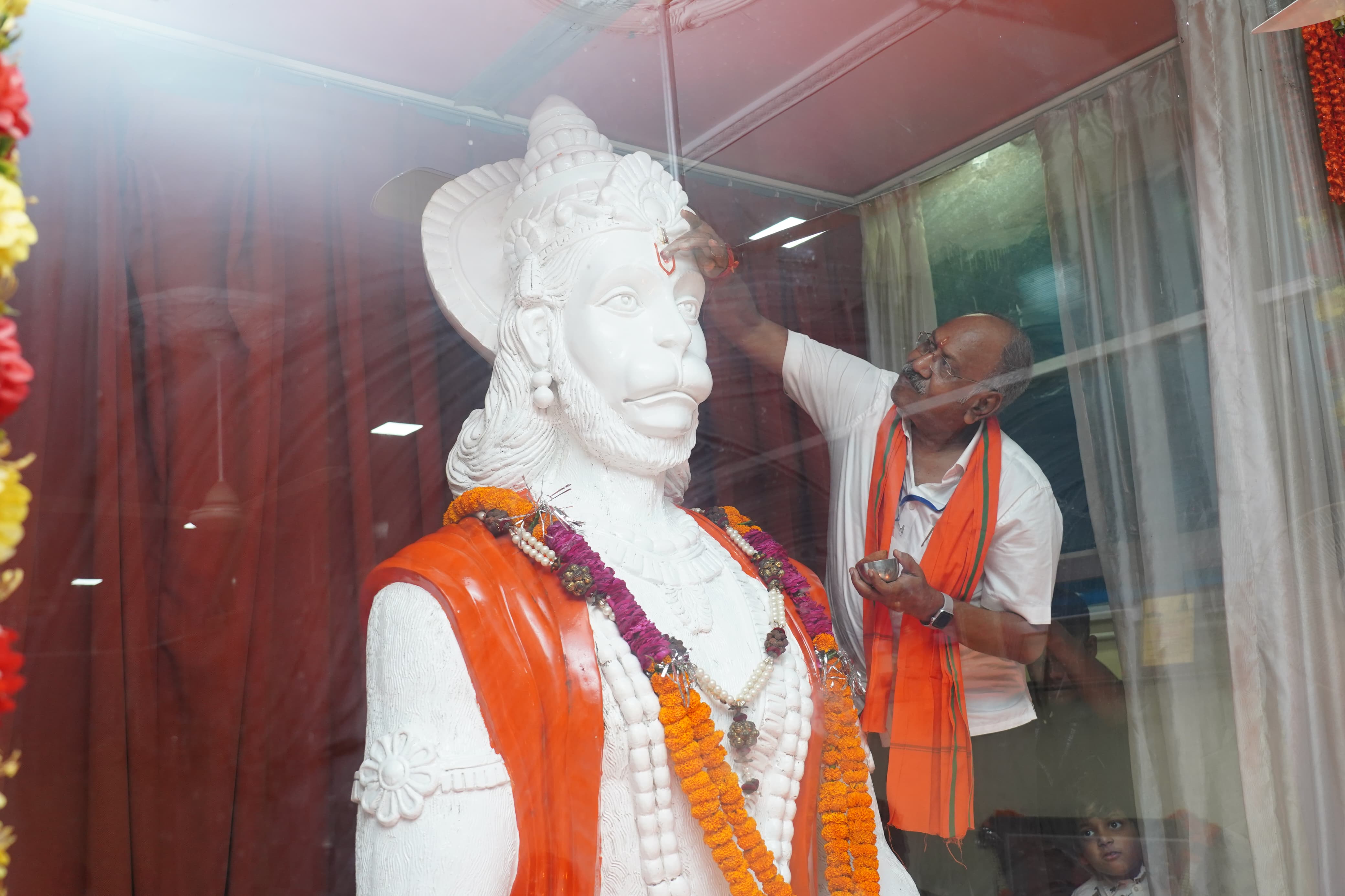 बृजमोहन अग्रवाल के निवास पर मना श्री हनुमान जन्मोत्सव*