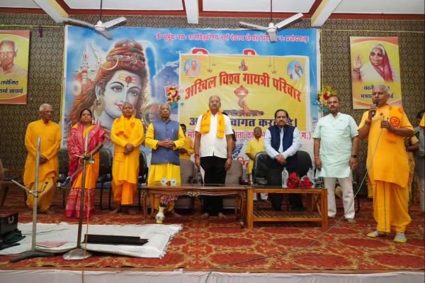 जिस शिक्षा से समाज और राष्ट्र के हित की बात नहीं हो, वह सच्ची शिक्षा नहीं कही जा सकती"