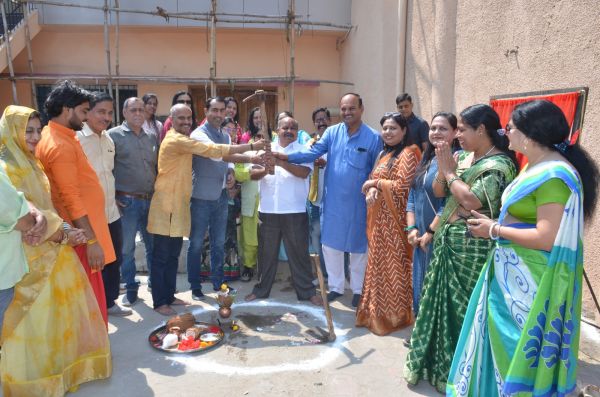 महिला पत्रकार कक्ष का भूमिपूजन...   