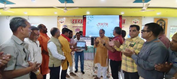 डिजिटल दौर में रायपुर प्रेस क्लब की बड़ी पहल  प्रेस क्लब के वेबसाइट और यूट्यूब चैनल का शुभारंभ