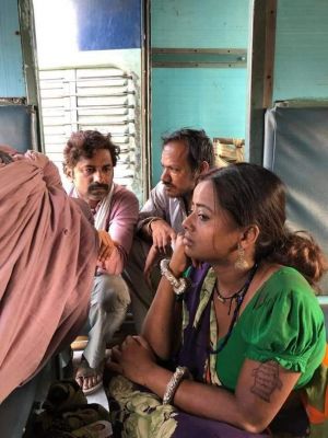 हम बंजारे हिंदी फिल्म में लीड रोल में धमेंद्र अहिरवार*